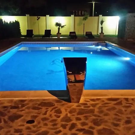 Kristina ゲストハウス 4*